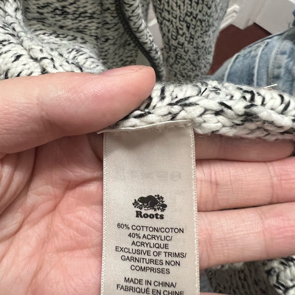 Roots Snowy fox zip up hoodie